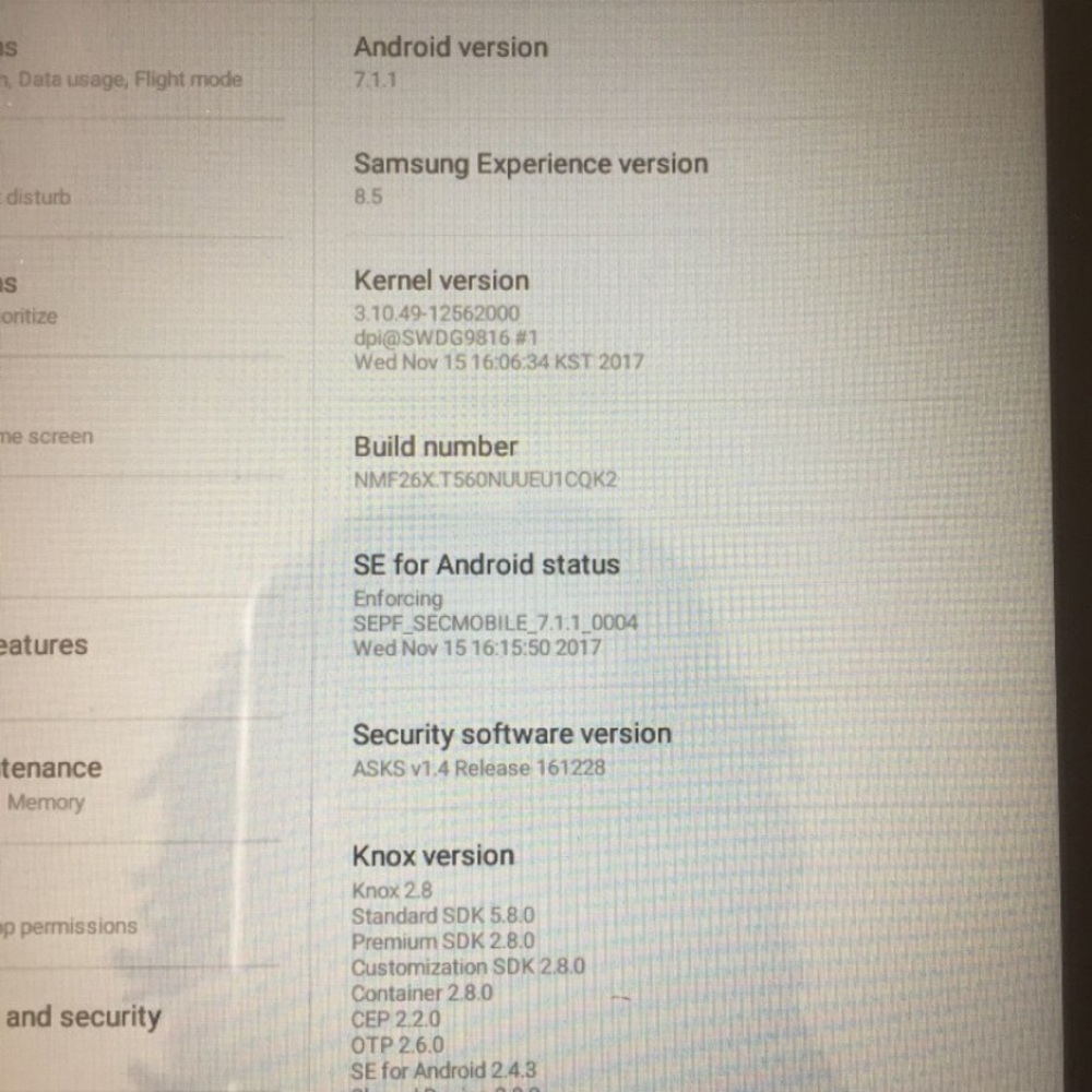 Samsung Tablet E - Picture 3 of 3